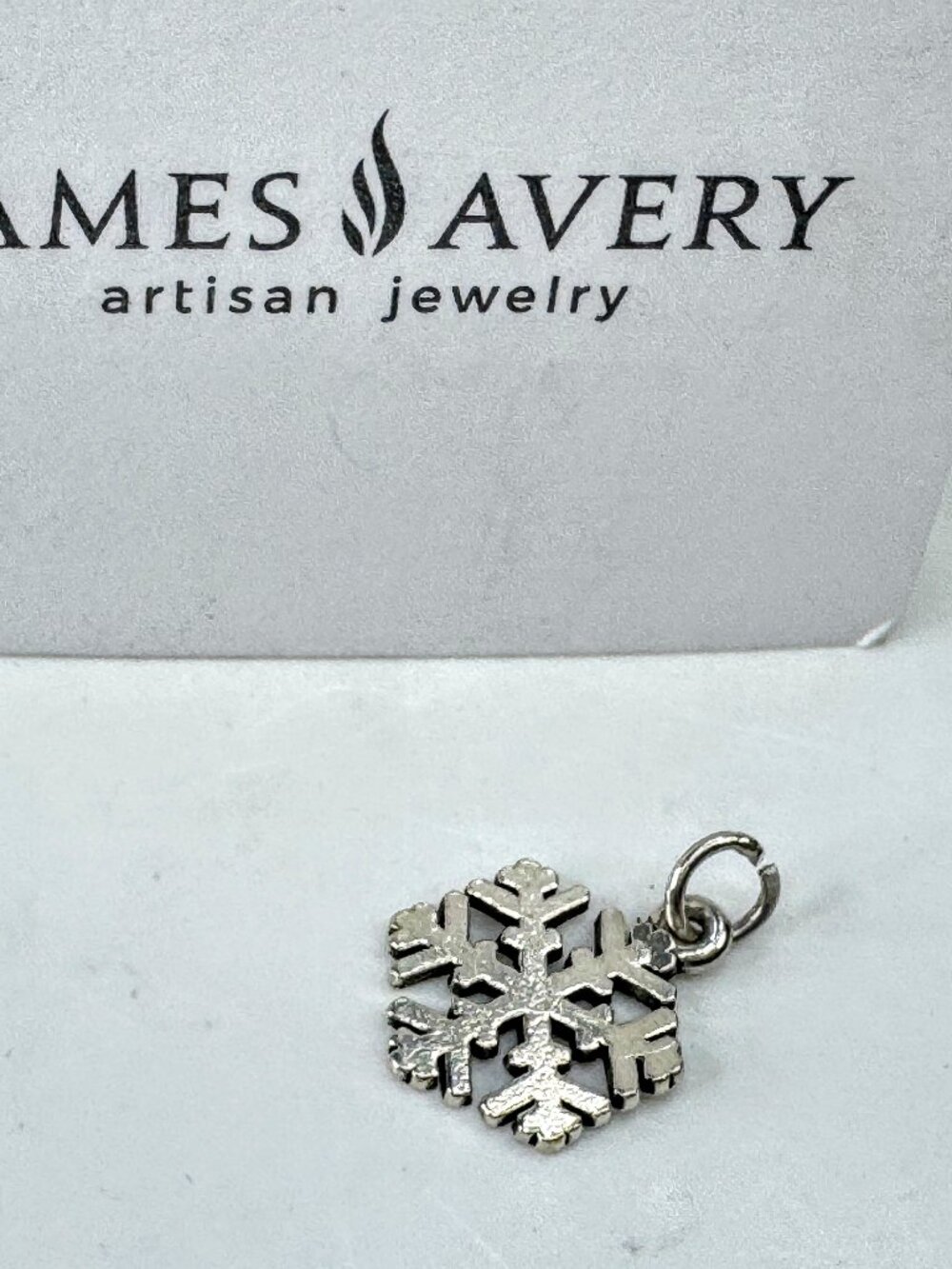 Vintage James Avery Artisan Sterling Silver Snow Crystal Snowflake Charm JR2078
